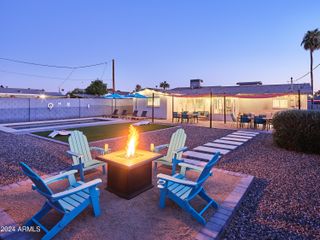 8444 E PICCADILLY Road, Scottsdale, AZ 85251