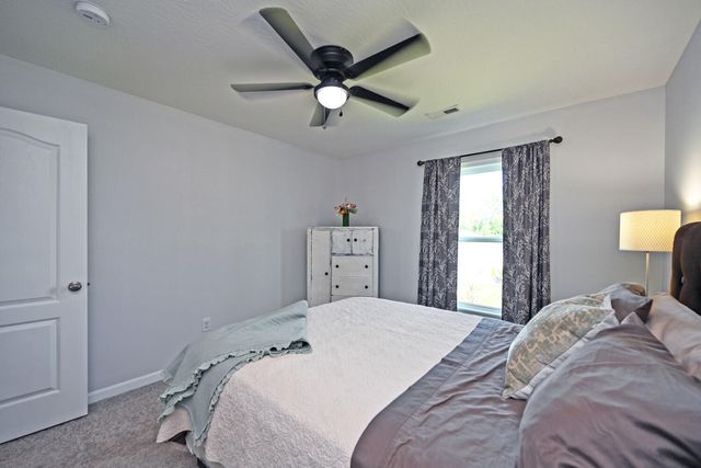 11136 Dairybarn Lane, Alexandria, KY 41001