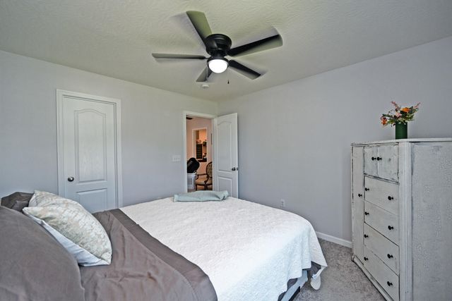11136 Dairybarn Lane, Alexandria, KY 41001