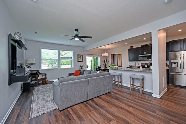 11136 Dairybarn Lane, Alexandria, KY 41001