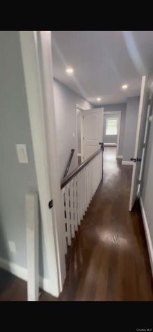 27 Brook Avenue, Bay Shore, NY 11706