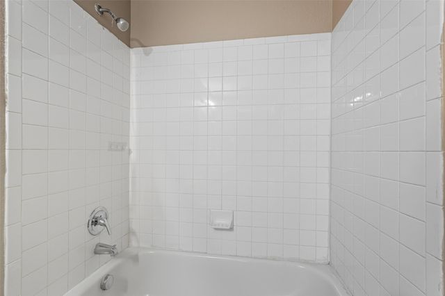 1715 Manor Garden, Greenville, TX 75401