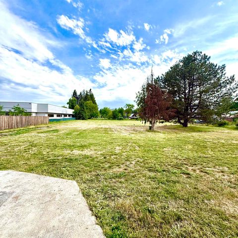 9002 E Sinto Ave, Spokane, WA 99212