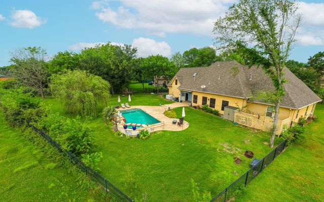 10863 Bourbon Street, Willis, TX 77318