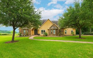 10863 Bourbon Street, Willis, TX 77318