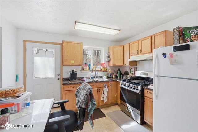 901 N Lucus Road, Wasilla, AK 99654