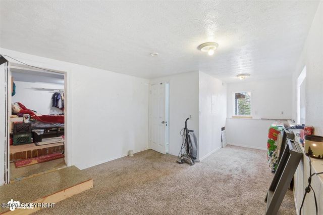 901 N Lucus Road, Wasilla, AK 99654