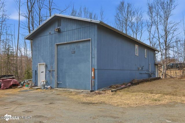 901 N Lucus Road, Wasilla, AK 99654