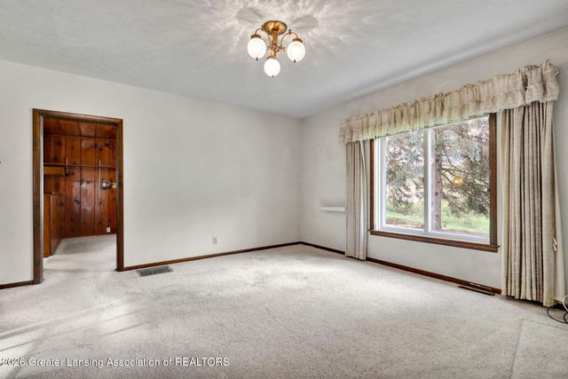 4360 Drumheller Road, Bath, MI 48808