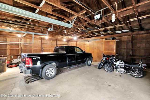 4360 Drumheller Road, Bath, MI 48808