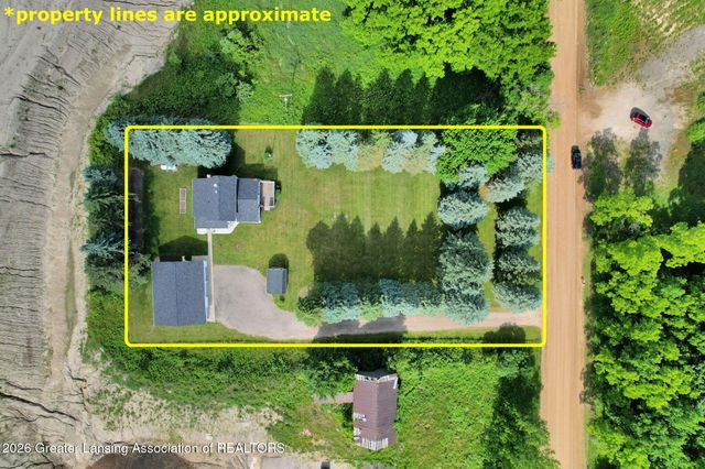 4360 Drumheller Road, Bath, MI 48808