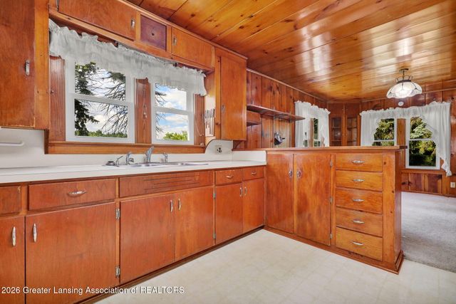 4360 Drumheller Road, Bath, MI 48808