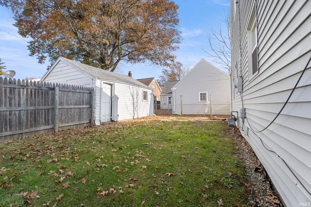 444 W Fairfax Avenue, Fort Wayne, IN 46807