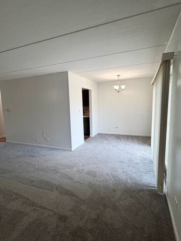 4420 W 111th Street 104, Oak Lawn, IL 60453