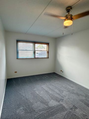4420 W 111th Street 104, Oak Lawn, IL 60453