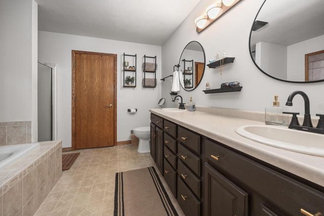 N102W14659 Providence COURT, Germantown, WI 53022