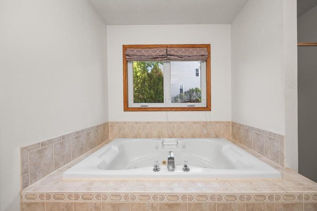 N102W14659 Providence COURT, Germantown, WI 53022