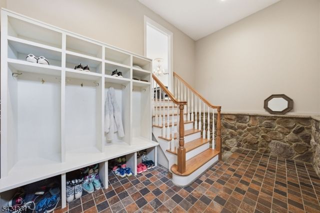 11 N Pocono Rd, Mountain Lakes Boro, NJ 07046