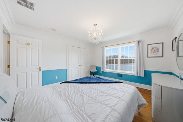 11 N Pocono Rd, Mountain Lakes Boro, NJ 07046