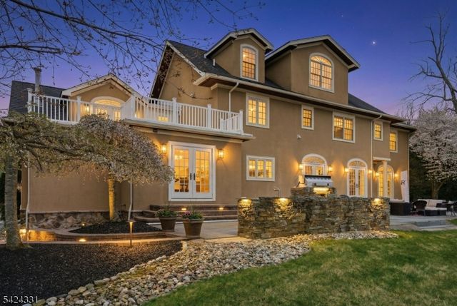11 N Pocono Rd, Mountain Lakes Boro, NJ 07046