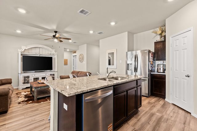 7209 Canadian Drive, China Spring, TX 76633