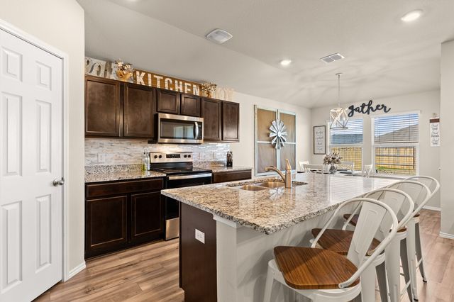 7209 Canadian Drive, China Spring, TX 76633