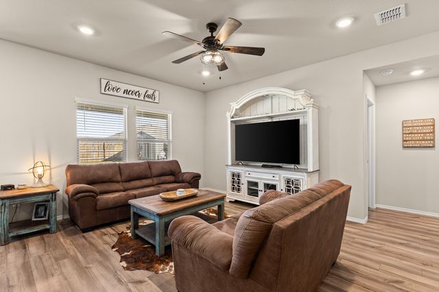 7209 Canadian Drive, China Spring, TX 76633