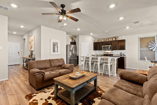 7209 Canadian Drive, China Spring, TX 76633