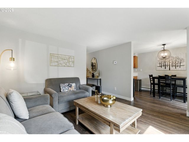 47 EAGLE CREST Dr 53, Lake Oswego, OR 97035