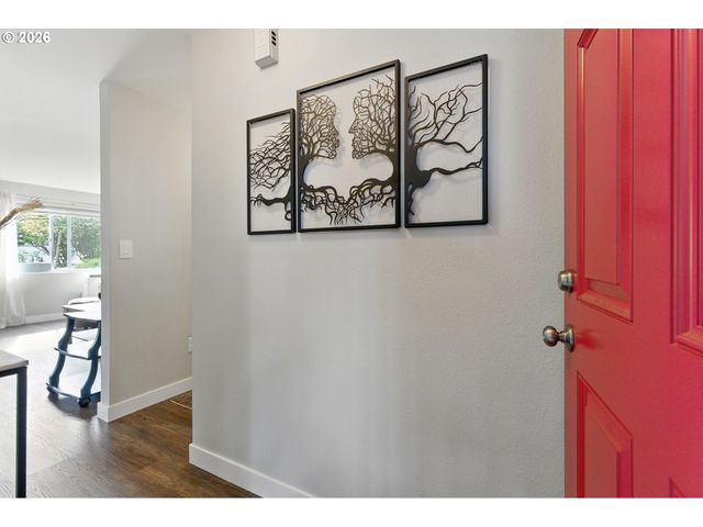 47 EAGLE CREST Dr 53, Lake Oswego, OR 97035