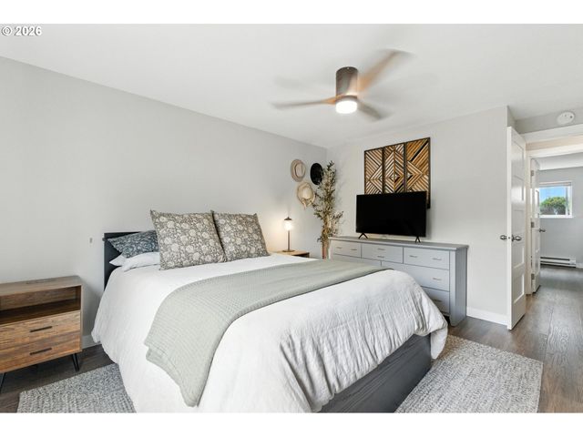 47 EAGLE CREST Dr 53, Lake Oswego, OR 97035