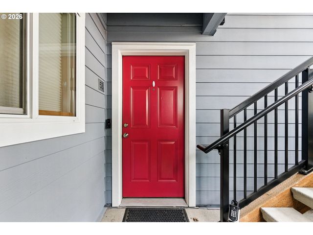 47 EAGLE CREST Dr 53, Lake Oswego, OR 97035