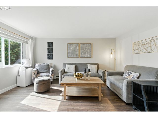 47 EAGLE CREST Dr 53, Lake Oswego, OR 97035