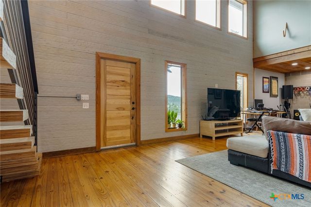 10104 Vassar Road, Jonestown, TX 78645
