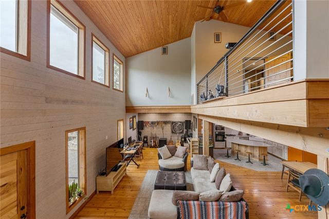 10104 Vassar Road, Jonestown, TX 78645