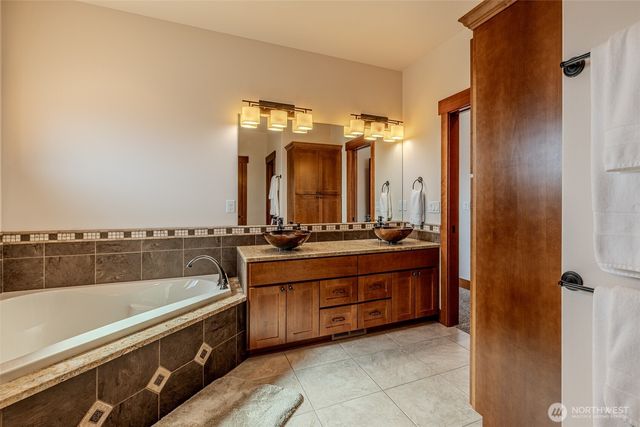 600 Havenwood Drive, Manson, WA 98831