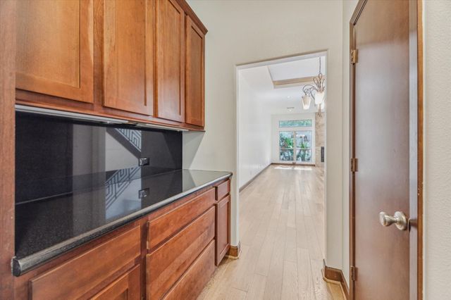 1533 Nevada Street, Houston, TX 77006
