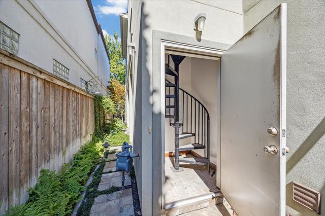 1533 Nevada Street, Houston, TX 77006