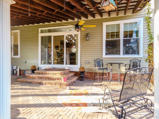 26738 Canterbury Circle, Huron Charter Township, MI 48164