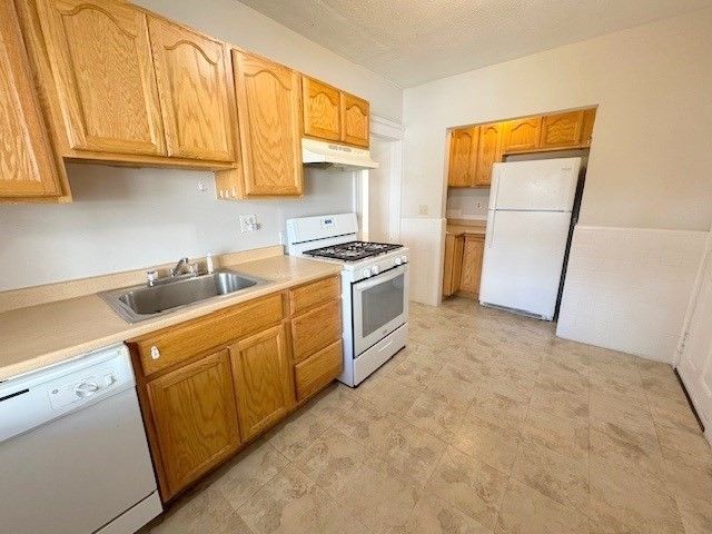 114R Fremont Avenue 114R, Everett, MA 02149