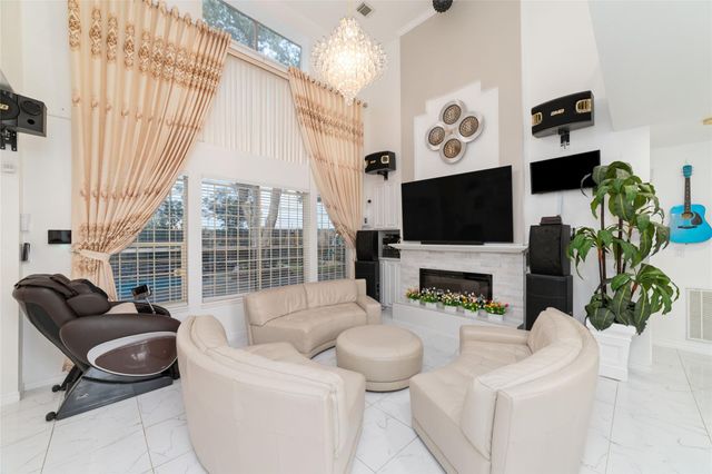 3430 Shadowwalk Drive, Houston, TX 77082