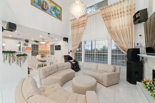 3430 Shadowwalk Drive, Houston, TX 77082