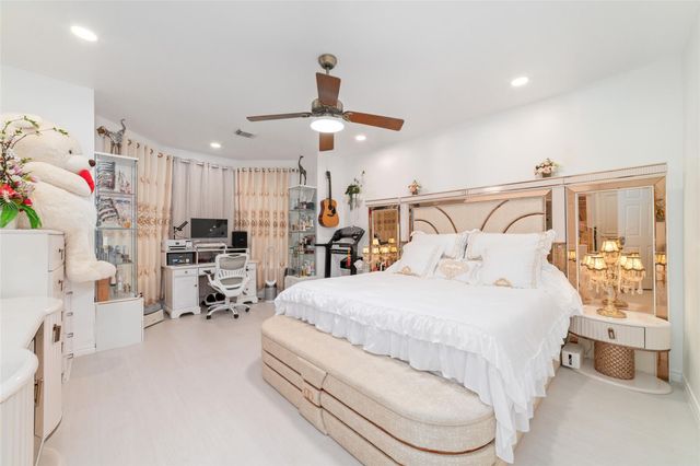 3430 Shadowwalk Drive, Houston, TX 77082