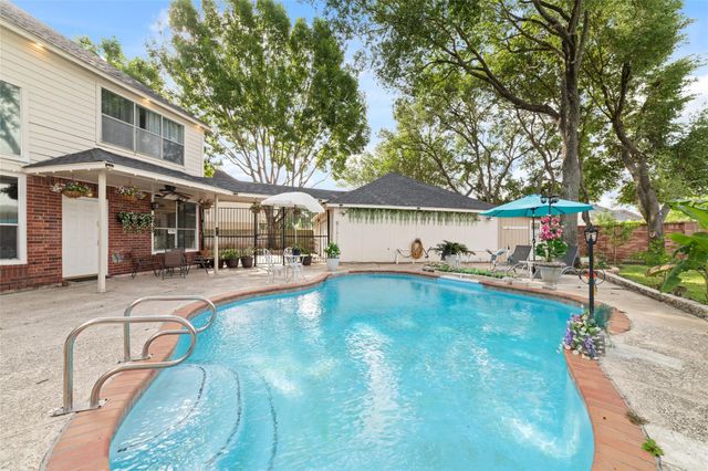 3430 Shadowwalk Drive, Houston, TX 77082