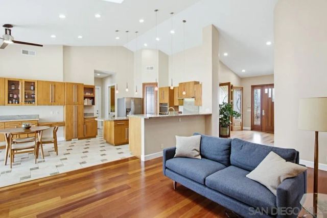 13620 Holly Oak Way, Poway, CA 92064