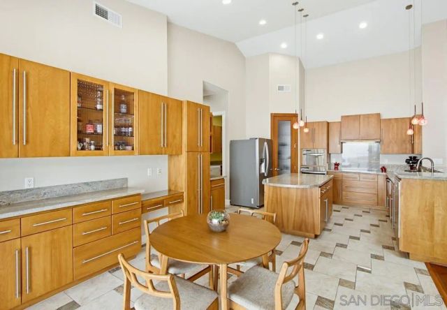 13620 Holly Oak Way, Poway, CA 92064