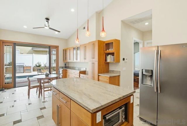 13620 Holly Oak Way, Poway, CA 92064