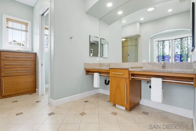 13620 Holly Oak Way, Poway, CA 92064