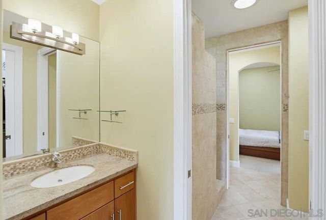 13620 Holly Oak Way, Poway, CA 92064