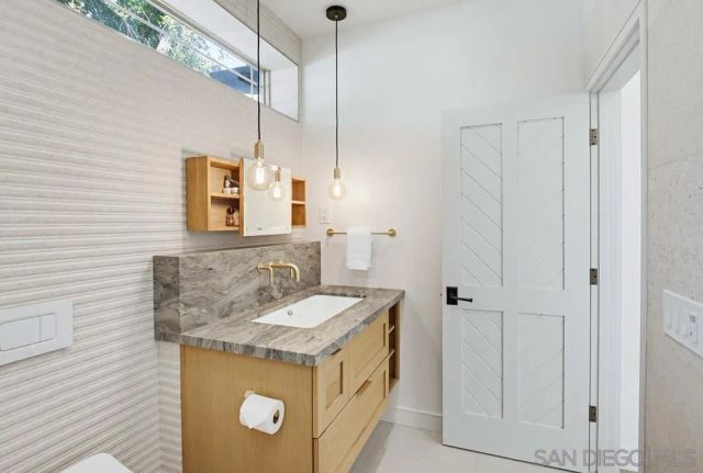 13620 Holly Oak Way, Poway, CA 92064